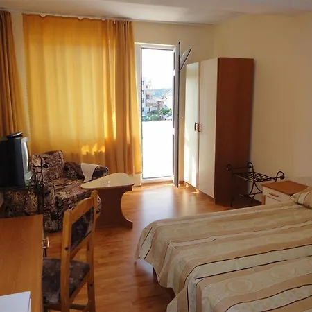 Guest House Vedrina 3*