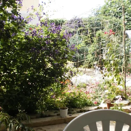 Guest House Vedrina Pensionat 3*